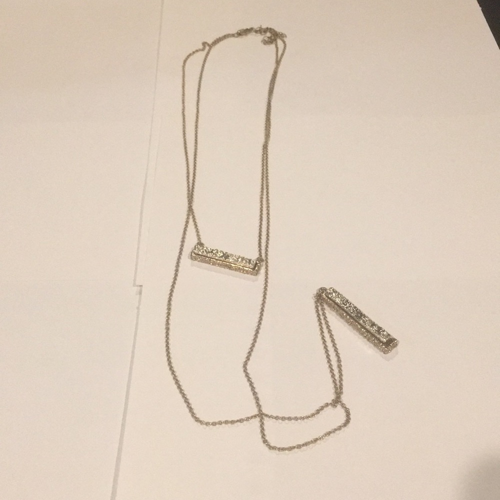 Double layer pendant necklace